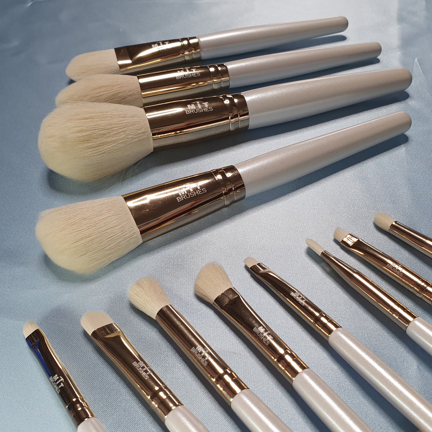 Makeup brushes