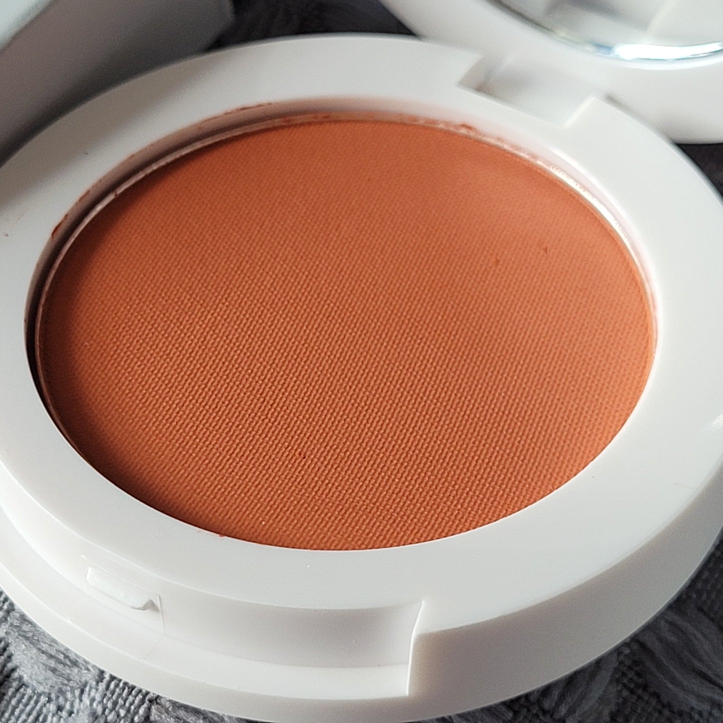 MIT Miracle Touch Blusher - BELLA