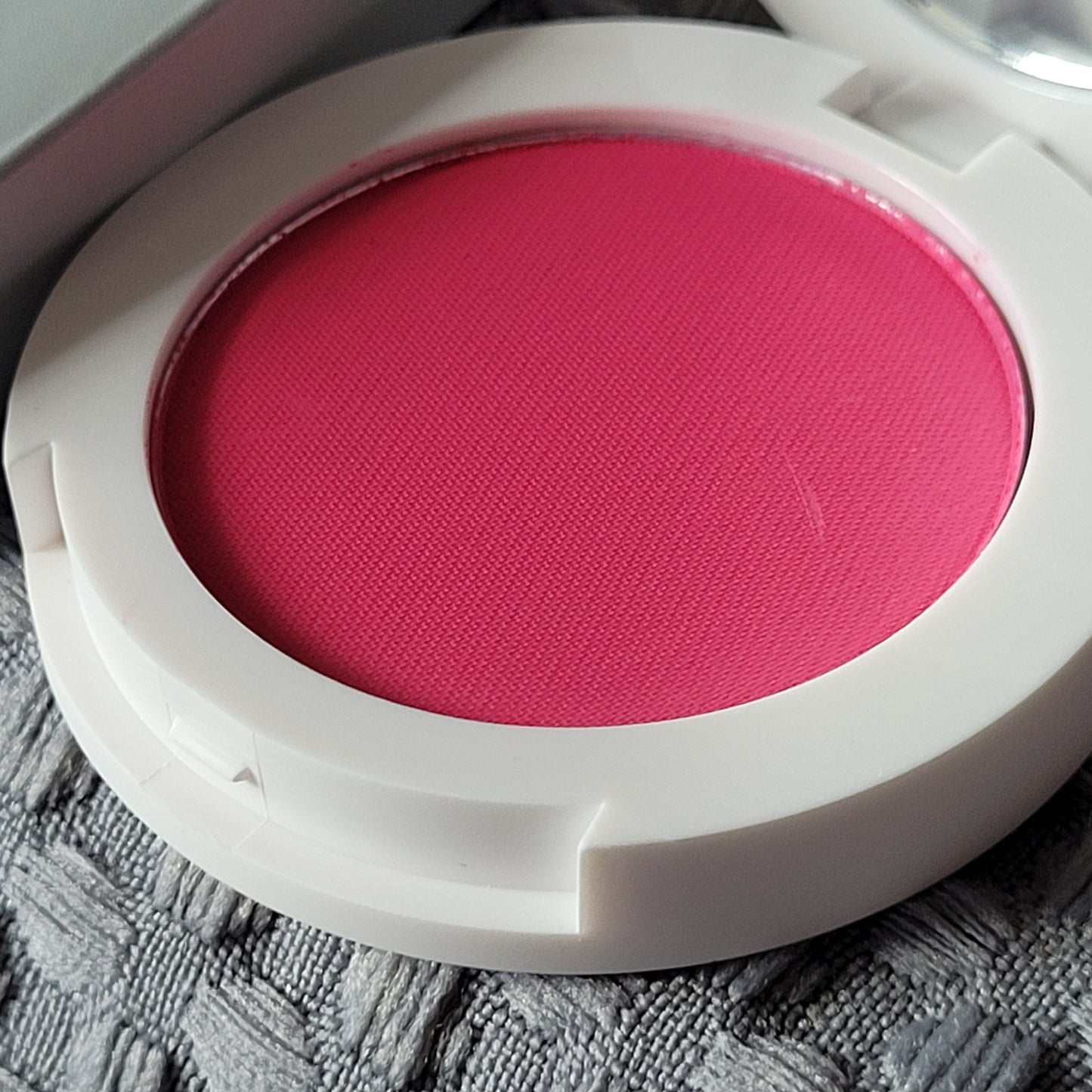 MIT Miracle Touch Blusher - BELLA