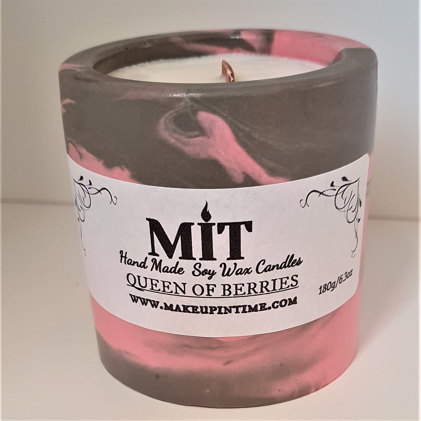 Limited edition hand made candles with a fantastic fresh & sweet scent with an aroma of strawberry and If you have them plug-in fragrances within your home, these candles will have a better reaction to when you enter the room leaving your room smelling like the most divine candy. #candles #handmade