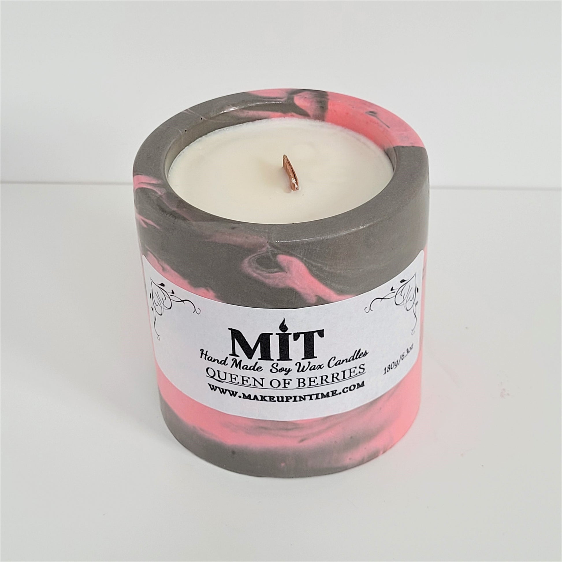 Limited edition hand made candles with a fantastic fresh & sweet scent with an aroma of strawberry and If you have them plug-in fragrances within your home, these candles will have a better reaction to when you enter the room leaving your room smelling like the most divine candy. #candles #handmade