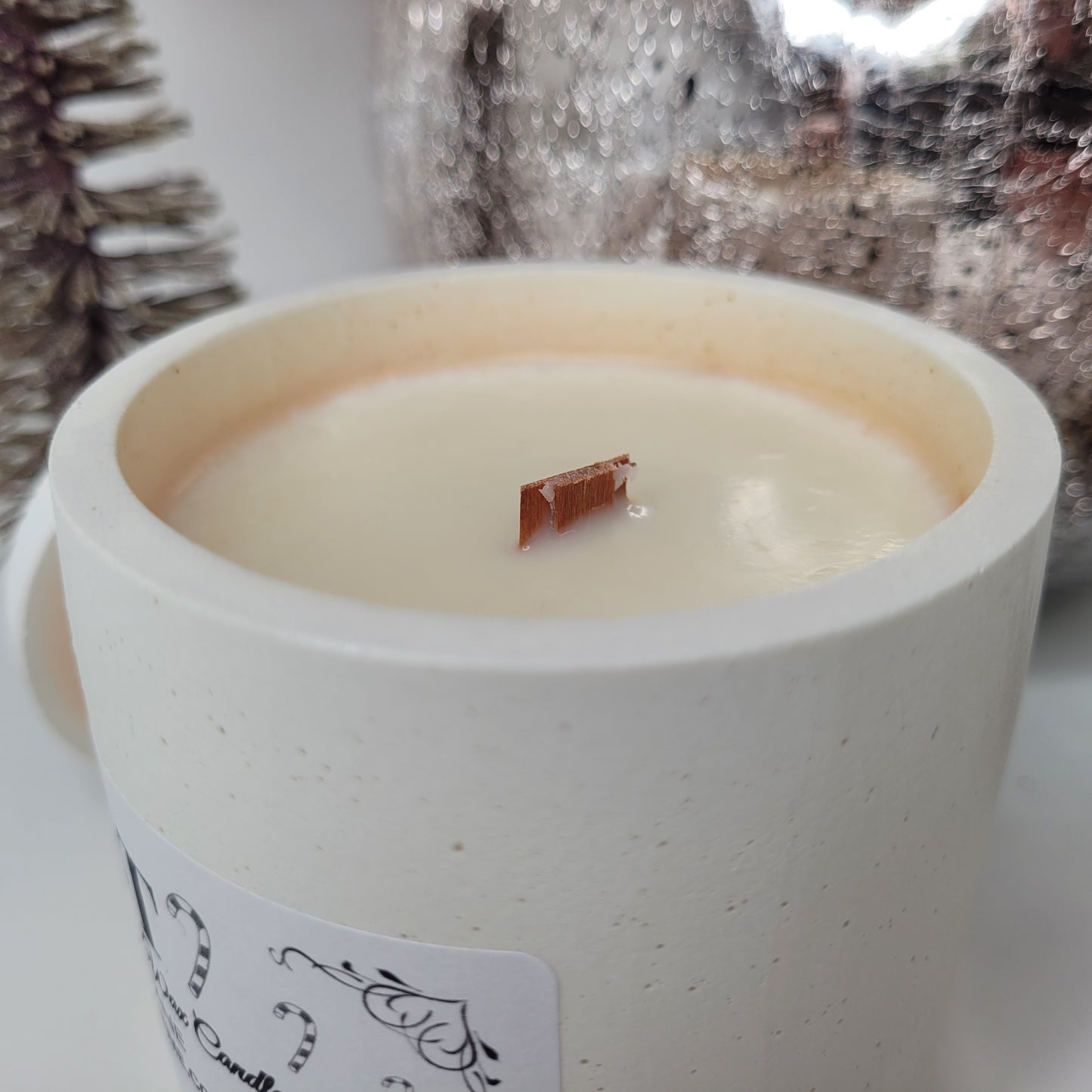 Christmas Soy Wax Candle with Reusable Candle Jar ( Candy Cane )