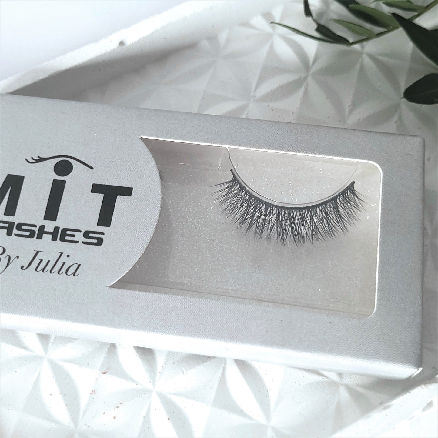 MIT Natural Look Synthetic Vegan Silk False Lashes