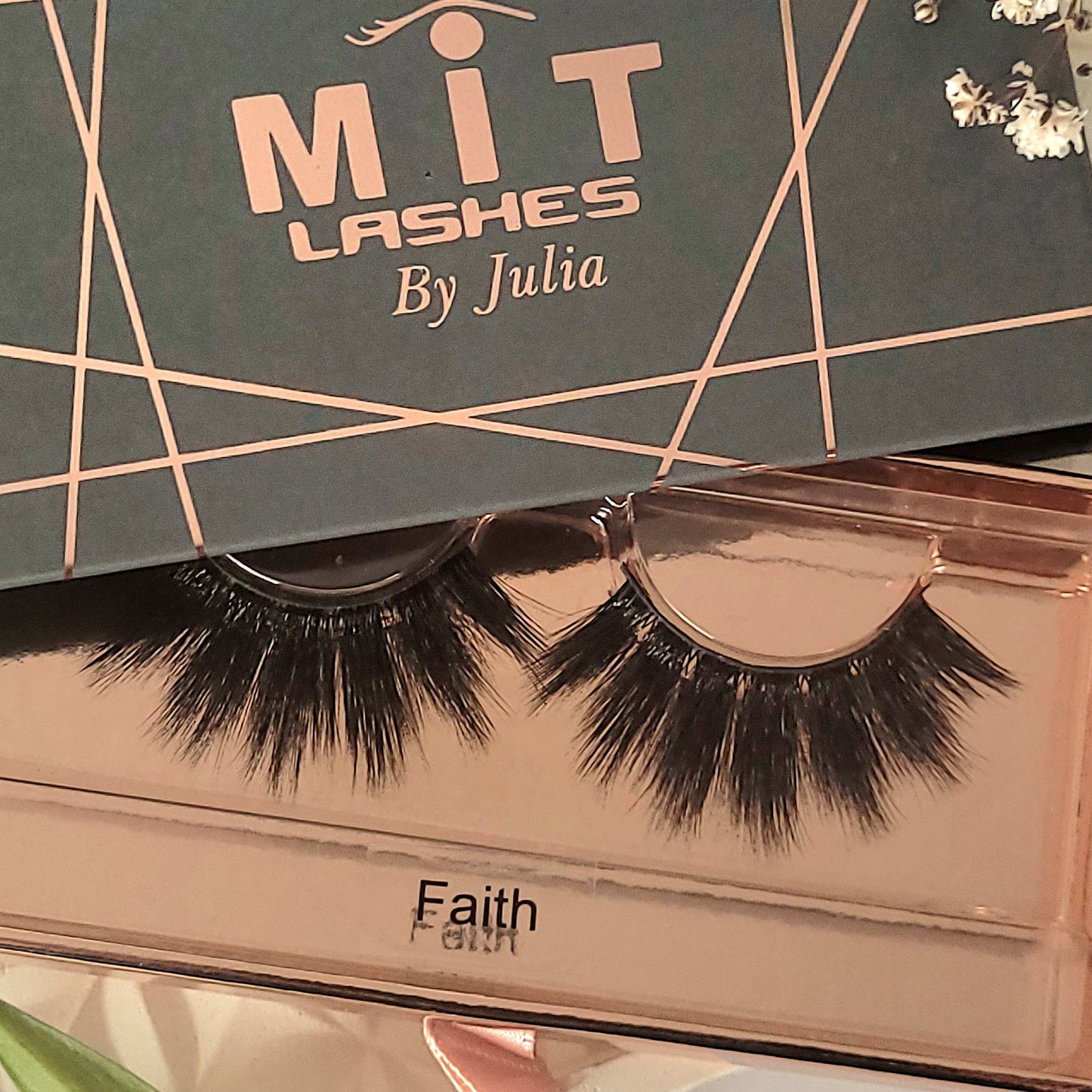 MIT EXTRA LENGTH VEGAN MINK STRIP LASHES - STYLE FAITH