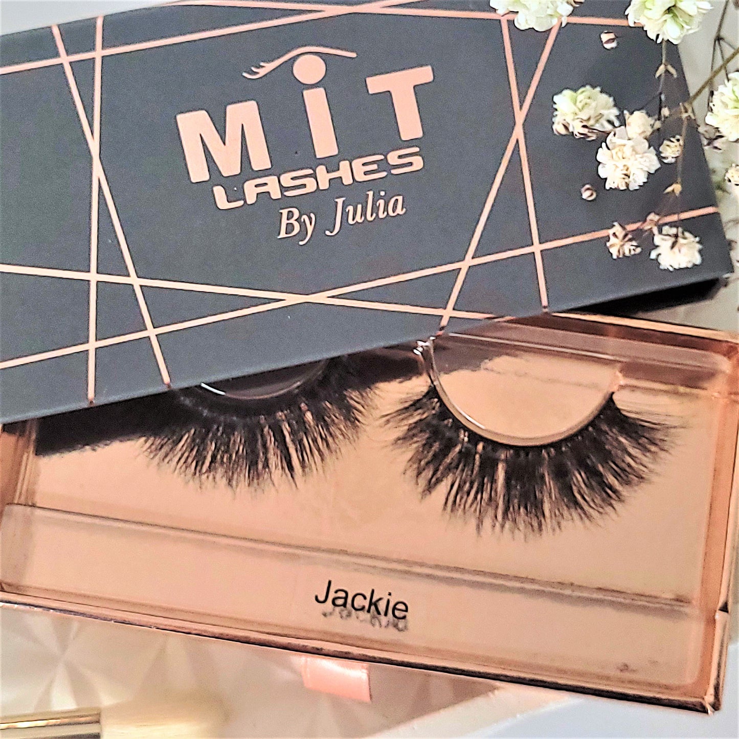 MIT JACKIE LIMITED EDITION LUXURY CRUELTY FREE 3D LASHES